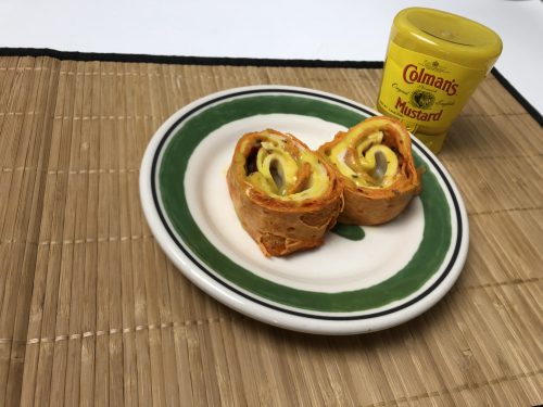Turkey Gouda Pinwheels With Honey Mustard Sauce